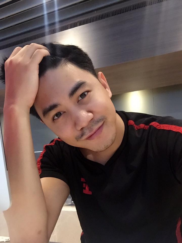 李的第一张照片--新界基督教相亲网
